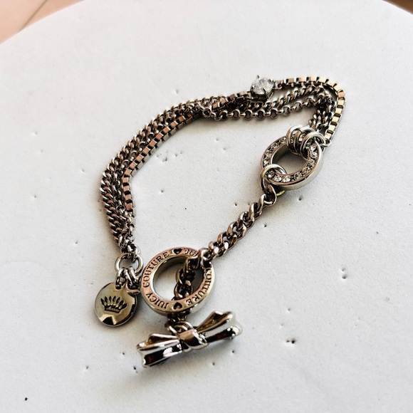 Juicy Couture Vintage Jewelry Silver Tone Crystals Pave Bow Logo Bracelet - Picture 3 of 4